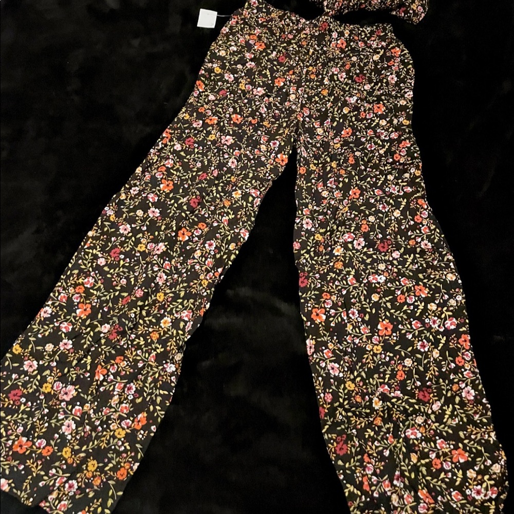 Two piece crop top and pants.